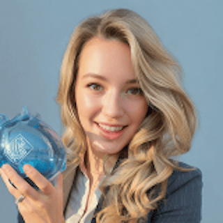 Headshot of Devon Herman