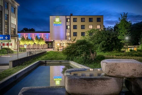 Holiday Inn Express, close to the city park and Stadthall Singen.