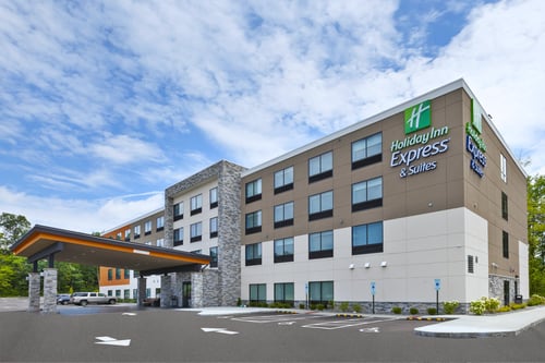 WELCOME TO THE BRAND NEW HOLIDAY INN EXPRESS PAINESVILLE
