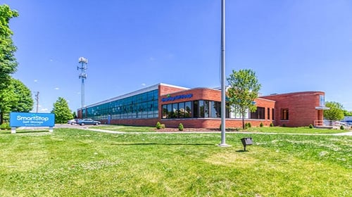 SmartStopSelfStorage-MilwaukeeWI-3420WestCapitolDr