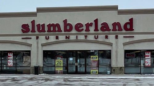 Slumberland Mason City,  IA storefront
