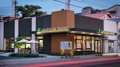 Seattle Queen Anne Umpqua Bank store exterior
