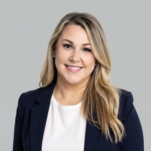 Headshot of Lauryn Champagne, a wealth advisor at Chase