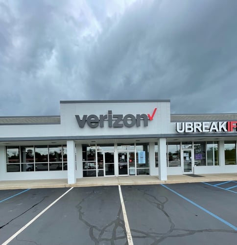 Verizon near me, Verizon Authorized Retailer, Verizon Wireless, smartphones, tablets, smartwatches, WiFi, internet, mobile accessories, upgrades, phone lines, bill analysis, prepaid phones, Samsung, Google, Apple, LG, Motorola, 5G, Fios, cell phones, mobile phones, iPhones, Galaxy
