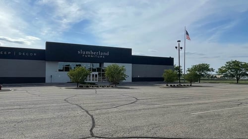 Owatonna Slumberland Furniture exterior