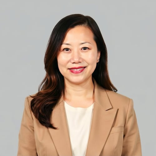 Headshot of Hongling Goslin, a wealth advisor at Chase