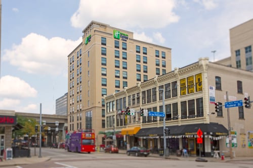 Stay at our All-Suites Hotel in Pittsburgh