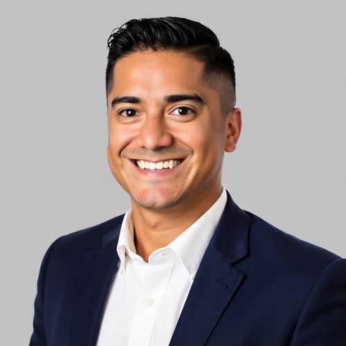 Headshot of Joaquin Cervantes III, a wealth advisor at Chase