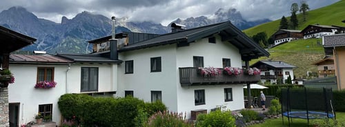 Höttl Dachdecker & Spengler 5760 Saalfelden.