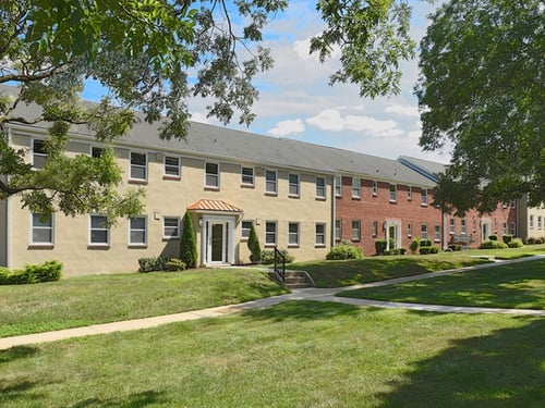 Mount Ridge Apartments