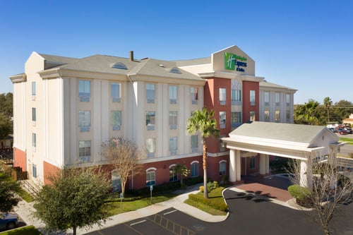 Welcome to Holiday Inn Express & Suites Uvalde