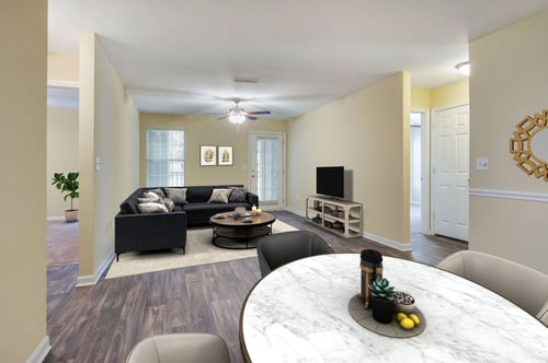 Evergreen Commons - Modern-Style Living Room