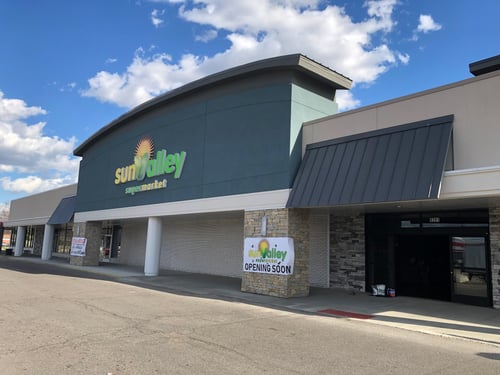 Retail space for lease in Redford, Michigan
