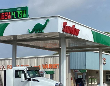 Sinclair gas station fueling island
