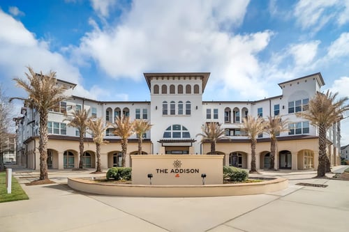 Exterior View at The Addison in Baton Rouge, LA