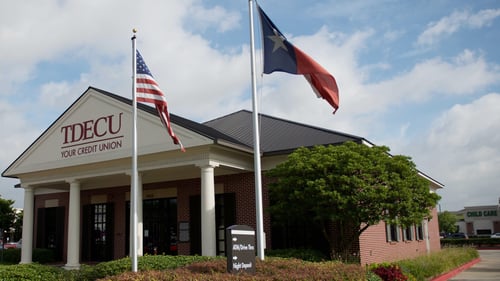TDECU Pearland Exterior