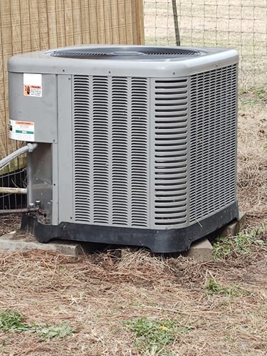 Whether you need repair, replacement or new installation of a furnace, air conditioner, heat pump or air filtration system 3M Refrigeration is here to help. Reliable HVAC Services in Sulphur Springs & East Texas.