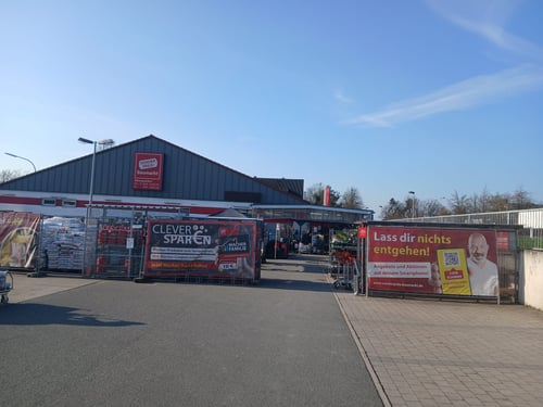 Außenansicht Sonderpreis Baumarkt, Kantstraße 4 in Altenstadt an der Waldnaab