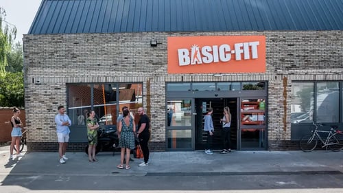 Basic-Fit Comines 24/7 - front club outside