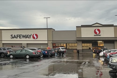 Safeway Store Front Picture - 301 Marysville Mall in Marysville WA