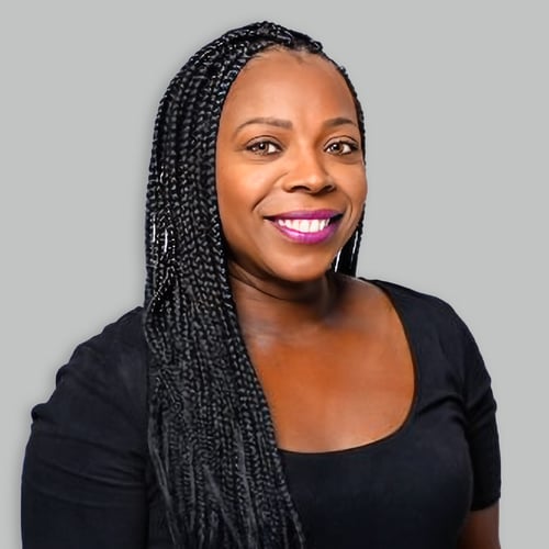 Headshot of Tequilla Swan, a wealth advisor at Chase