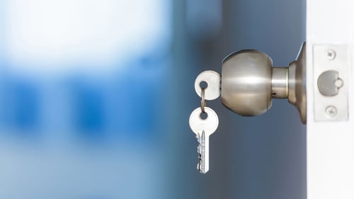 keys in door lock