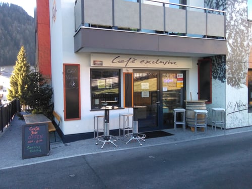 Cafe exclusive