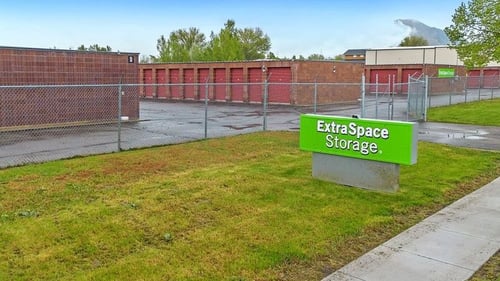 Extra Space Storage