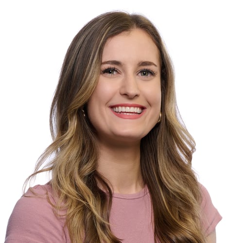 Headshot of Isabel Hunter