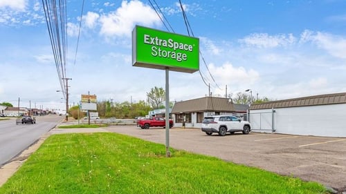 Extra Space Storage