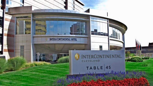 Beautifully landscaped exterior of InterContinental Cleveland