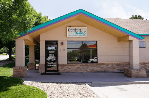 Aurora dentist