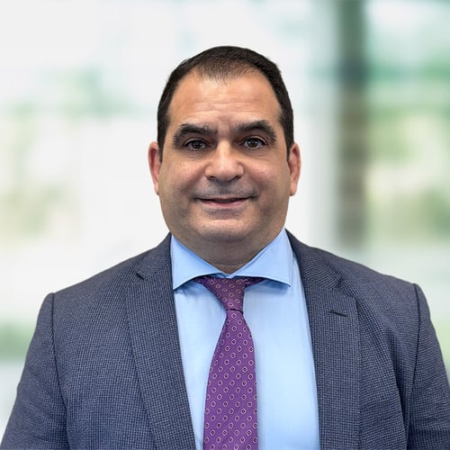 Headshot of Joseph Lopresti, a wealth advisor at Chase