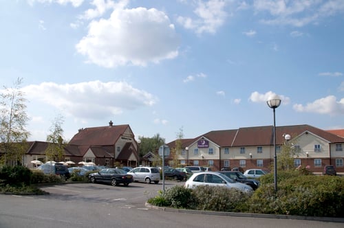 Premier Inn Braintree (A120) hotel exterior