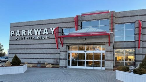 Parkway Athletic Club South Reno gym front of the building.