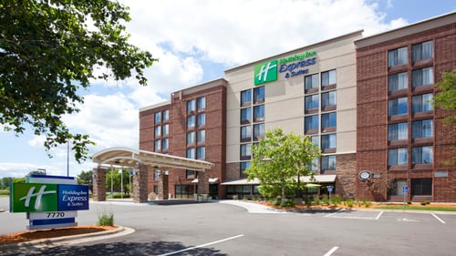 Holiday Inn Express & Suites Bloomington Mpls Arpt Area West