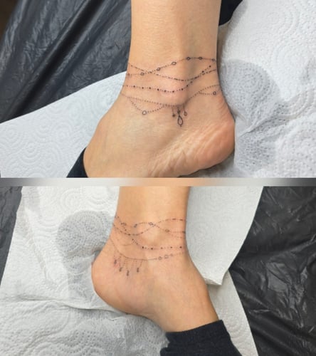 Fine Line, Fusskettchen, Estel Tattoo Studio, Oberbuchsiten
