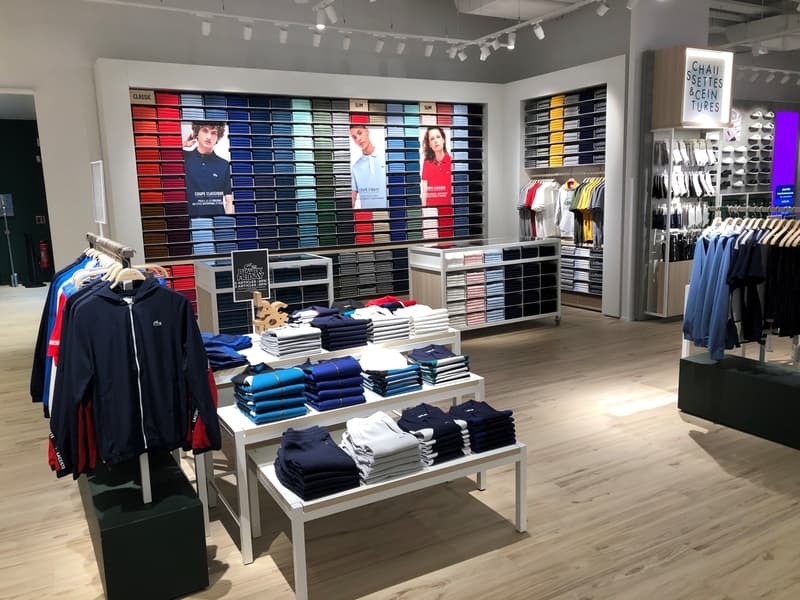 Lacoste - The Village Villefontaine - Polo wall