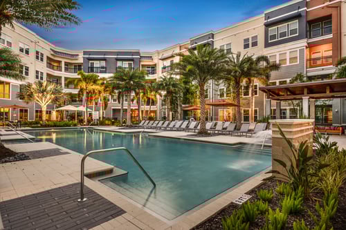 Grady Square Luxury Apartments in Westshore, Tampa, FL