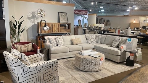 Des Moines Ankeny Slumberland Furniture living room set
