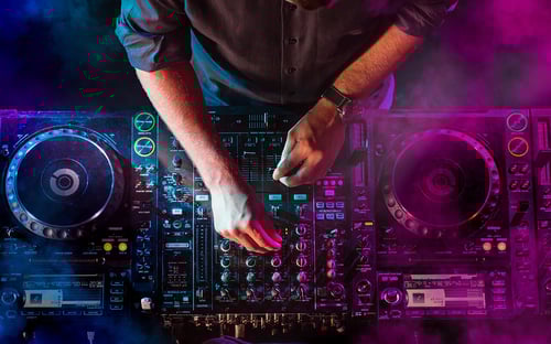 Top-notch DJ at Peek Nightclub in Harrah’s Lake .