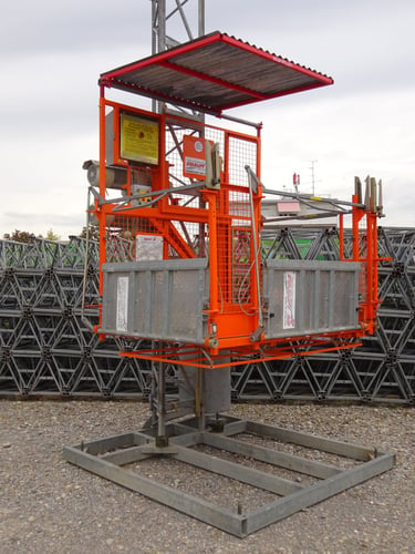 Kombinierter Aufzug Personen und Material 1300kg