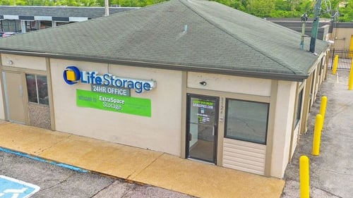 Extra Space Storage