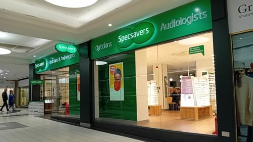Specsavers Opticians and Audiologists - Macclesfield