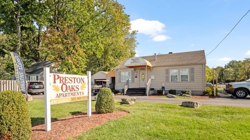 Preston Oaks Apartments exterior