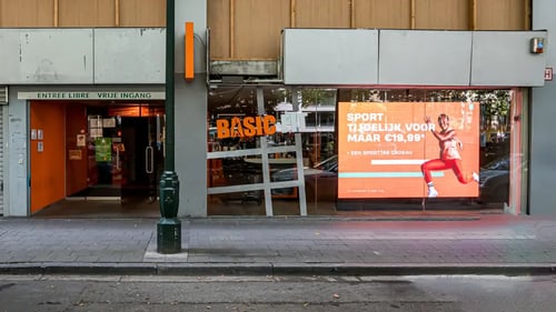Basic-Fit Brussels Avenue Louise 24/7 - front club outside