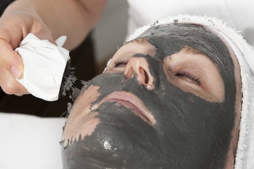 Antitox Gesichtsbehandlung