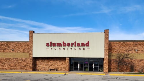 Tomah Slumberland Furniture exterior