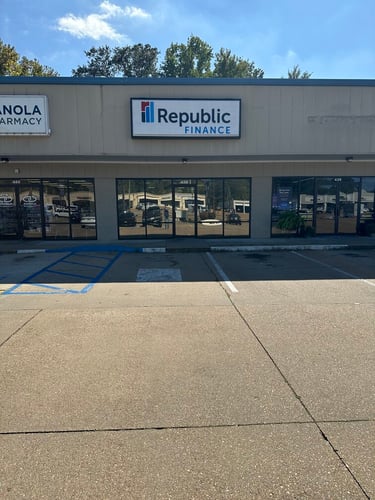 Hwy. 6 East, MS Republic Finance Branch