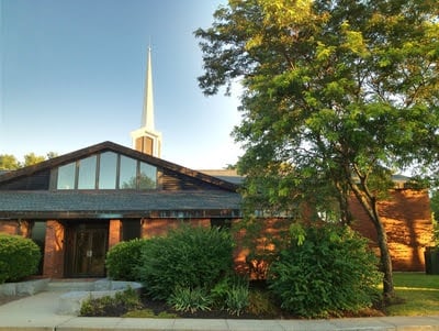 The Acton Ward meetinghouse of The Church of Jesus Christ of Latter-day Saints in Littleton, Massachusetts.